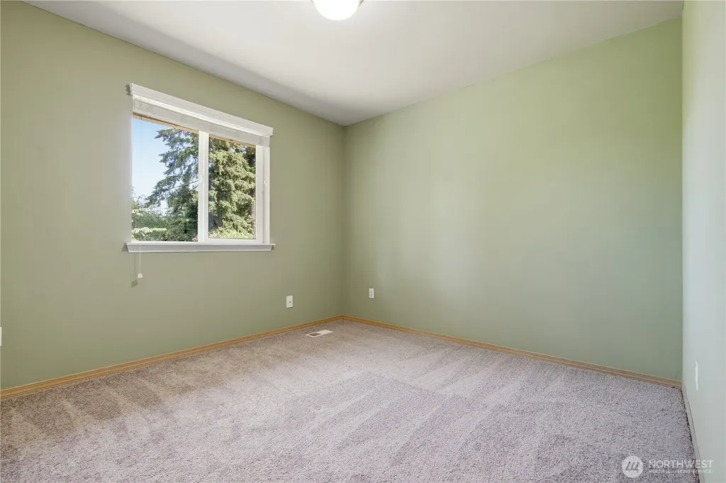 149 177th Street E Spanaway WA 98387