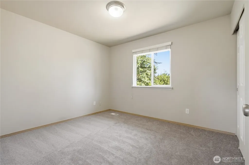149 177th Street E Spanaway WA 98387