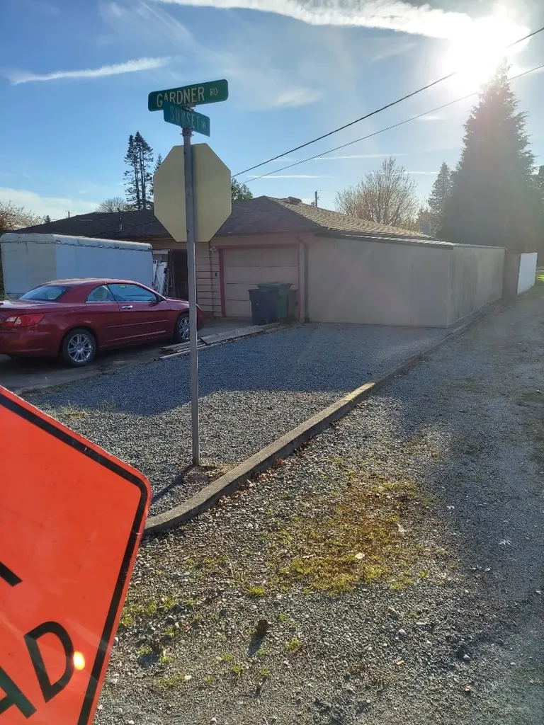 401 S Gardner Burlington WA 98233