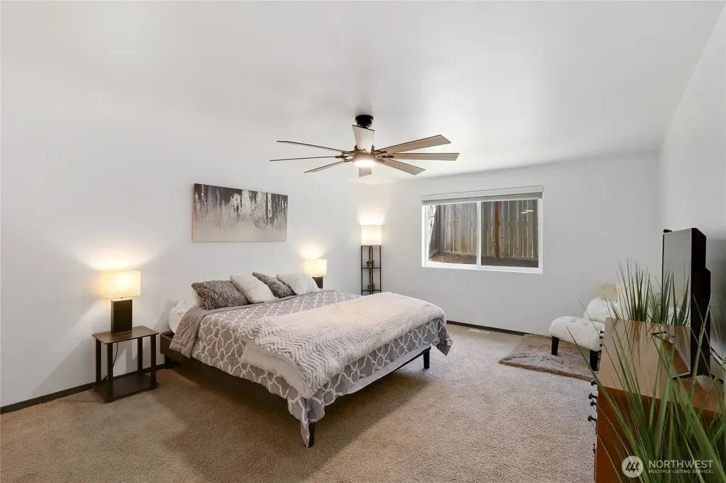 2028 NW Misty Ridge Lane Silverdale WA 98383