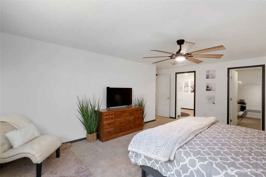 2028 NW Misty Ridge Lane Silverdale WA 98383