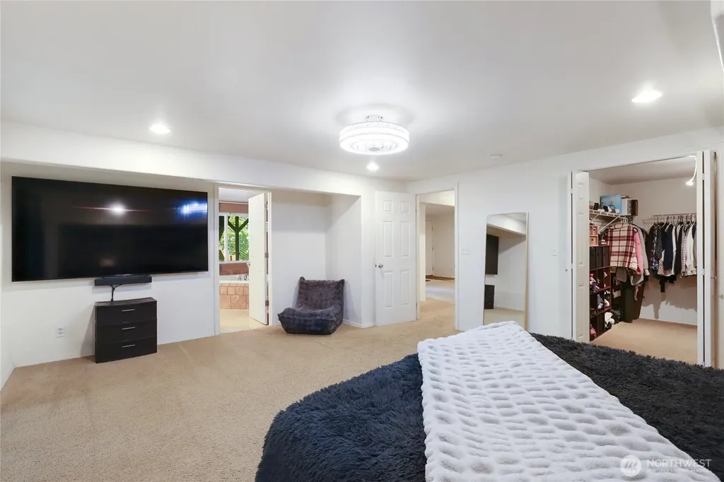 2028 NW Misty Ridge Lane Silverdale WA 98383