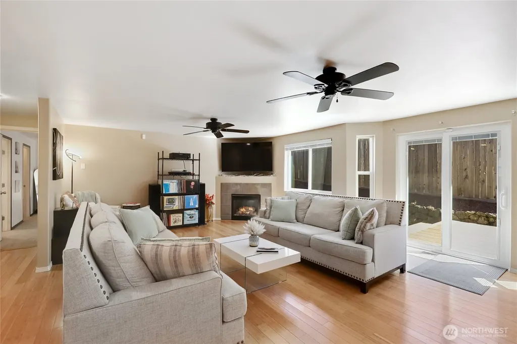 2028 NW Misty Ridge Lane Silverdale WA 98383