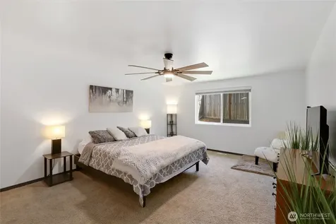 2028 NW Misty Ridge Lane Silverdale WA 98383