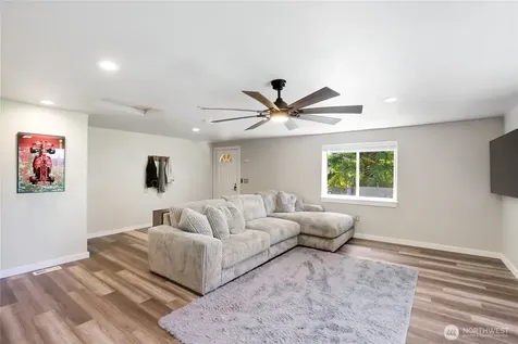 2028 NW Misty Ridge Lane Silverdale WA 98383