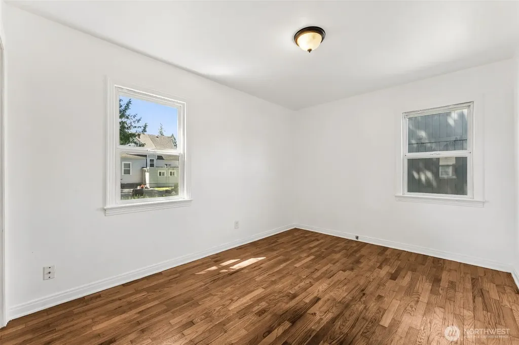 512 118th Street S Tacoma WA 98444