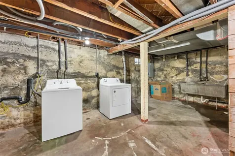 512 118th Street S Tacoma WA 98444