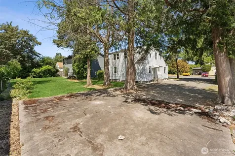 512 118th Street S Tacoma WA 98444
