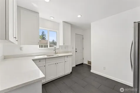 512 118th Street S Tacoma WA 98444