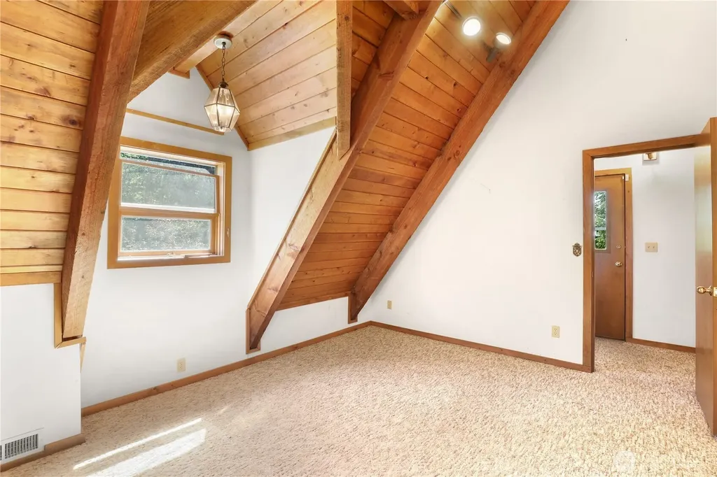 5122 166th Avenue Ct E Lake Tapps WA 98391