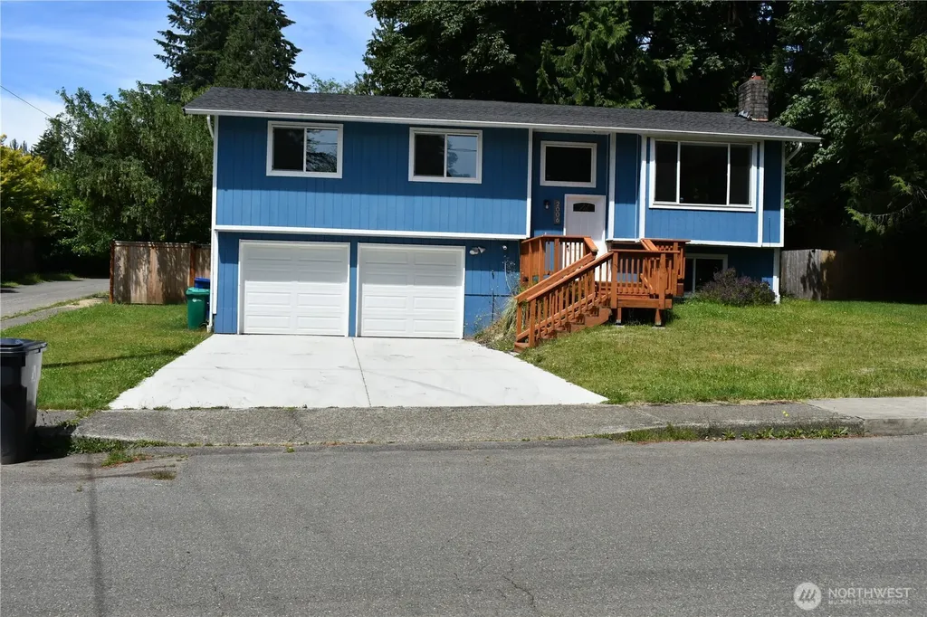 2006 Burbank St NW Olympia WA 98502