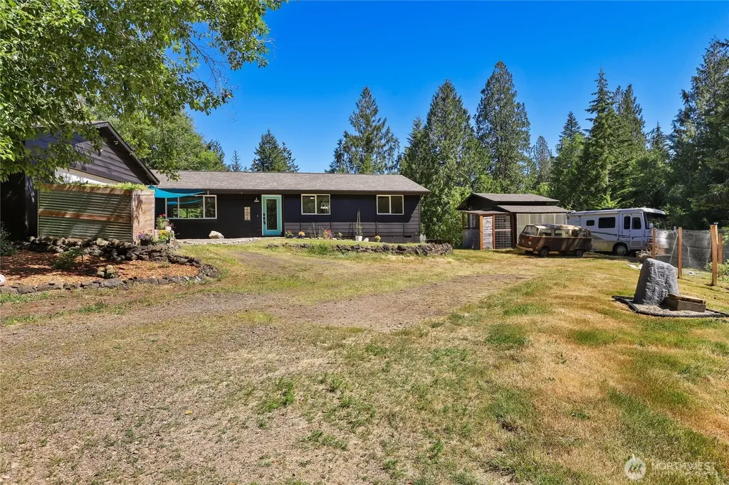 2958 NW Four Wheel Drive Seabeck WA 98380