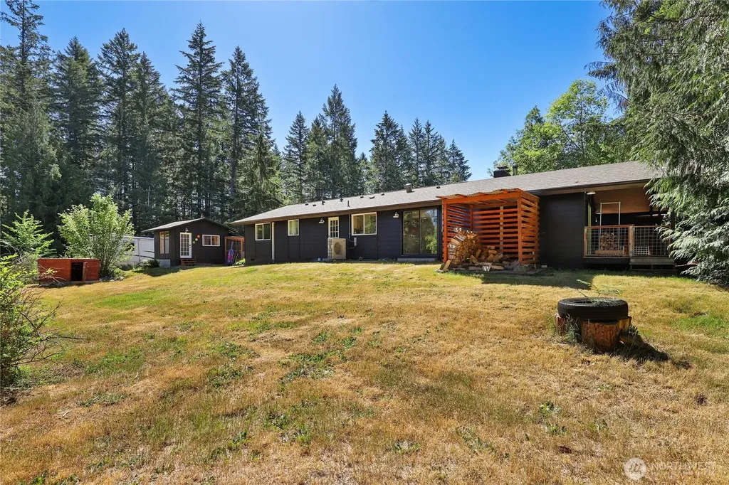 2958 NW Four Wheel Drive Seabeck WA 98380