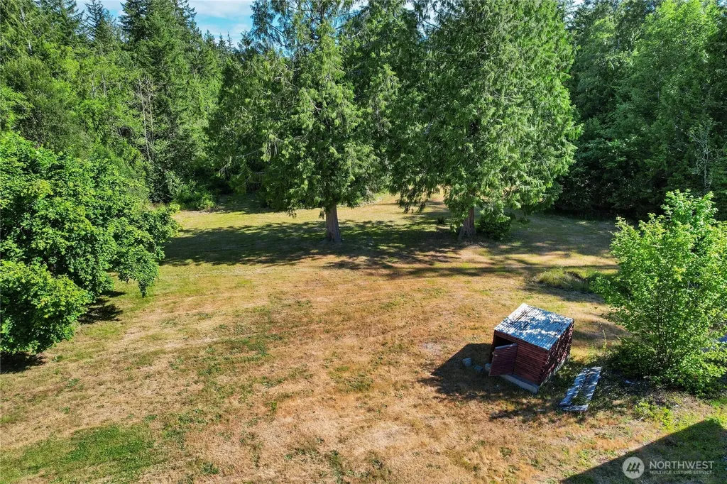 2958 NW Four Wheel Drive Seabeck WA 98380