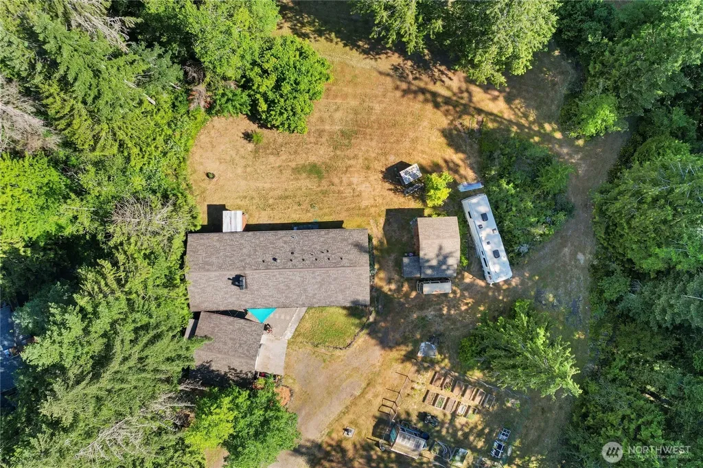2958 NW Four Wheel Drive Seabeck WA 98380