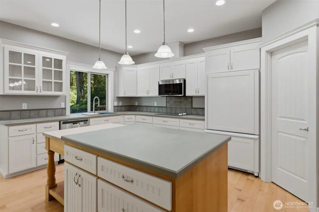 11417 Cedar Grove Street NW Gig Harbor WA 98329
