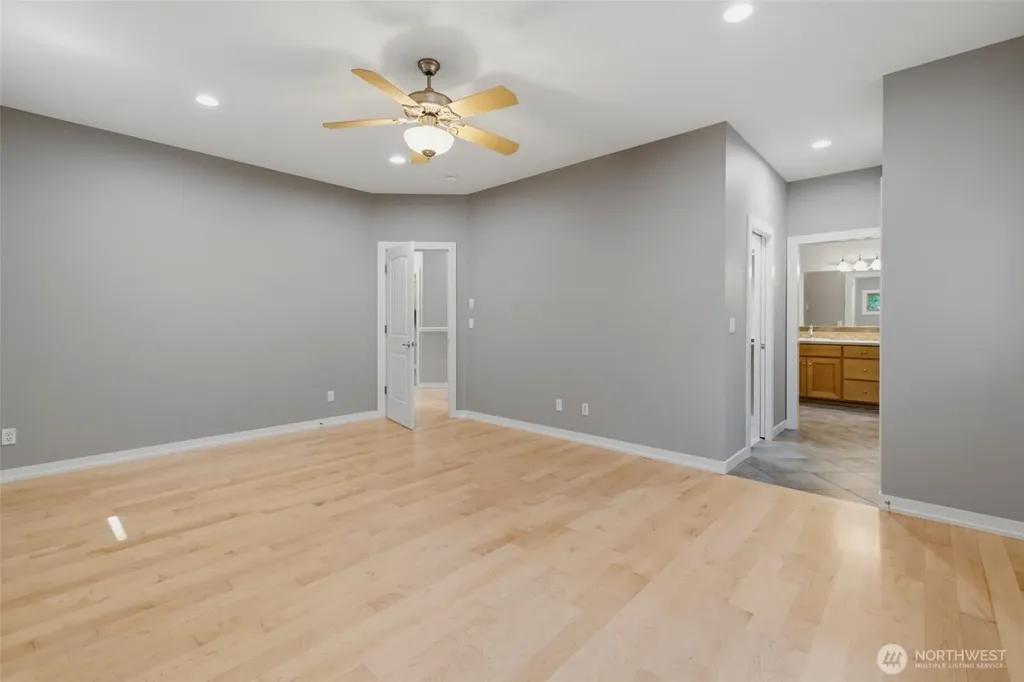 11417 Cedar Grove Street NW Gig Harbor WA 98329