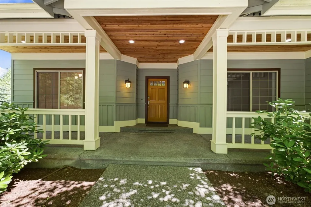 11417 Cedar Grove Street NW Gig Harbor WA 98329