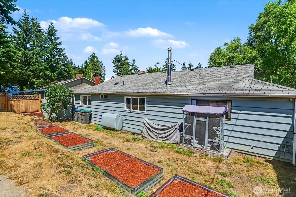 5669 Kitsap Way Bremerton WA 98312