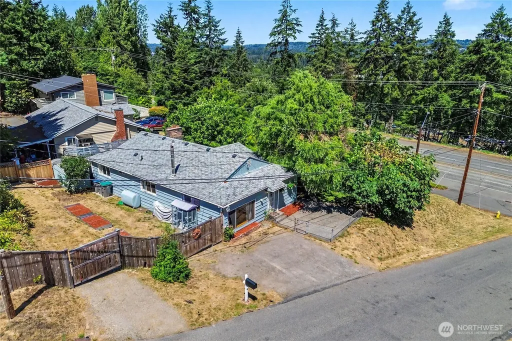 5669 Kitsap Way Bremerton WA 98312