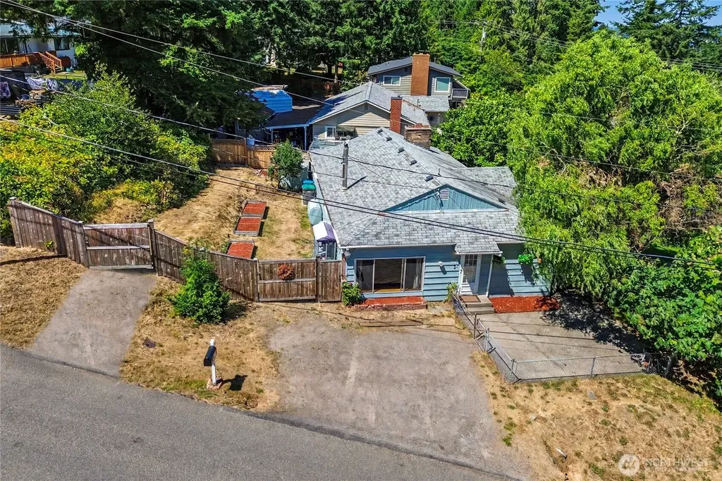 5669 Kitsap Way Bremerton WA 98312