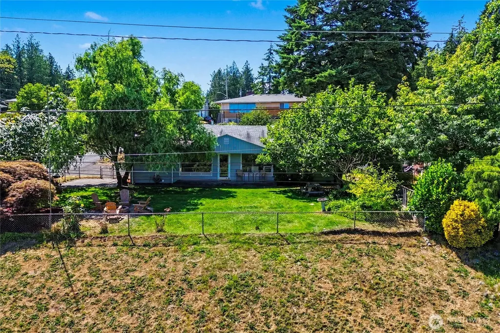 5669 Kitsap Way Bremerton WA 98312