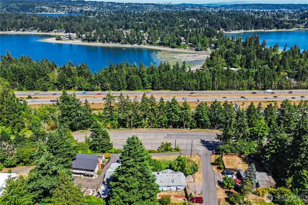5669 Kitsap Way Bremerton WA 98312