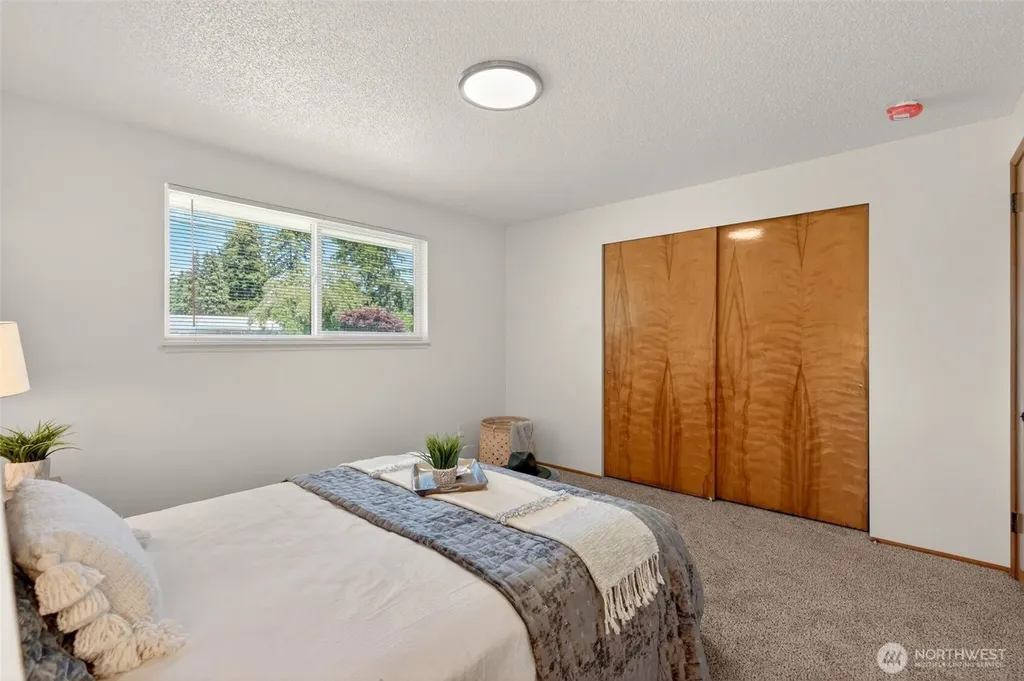 912 138th Street E Tacoma WA 98445