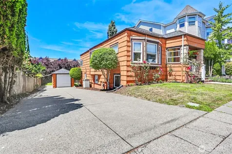 4317 Phinney Avenue N Seattle WA 98103