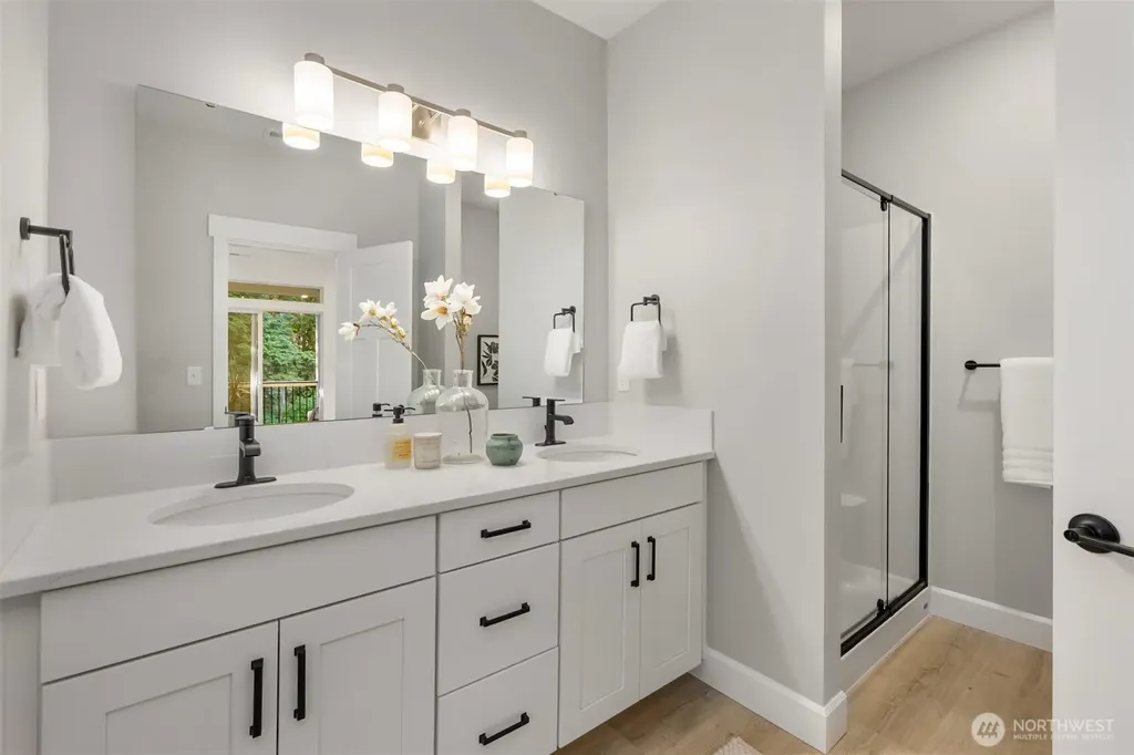 16761 NE Sanwick Place Bainbridge Island WA 98110