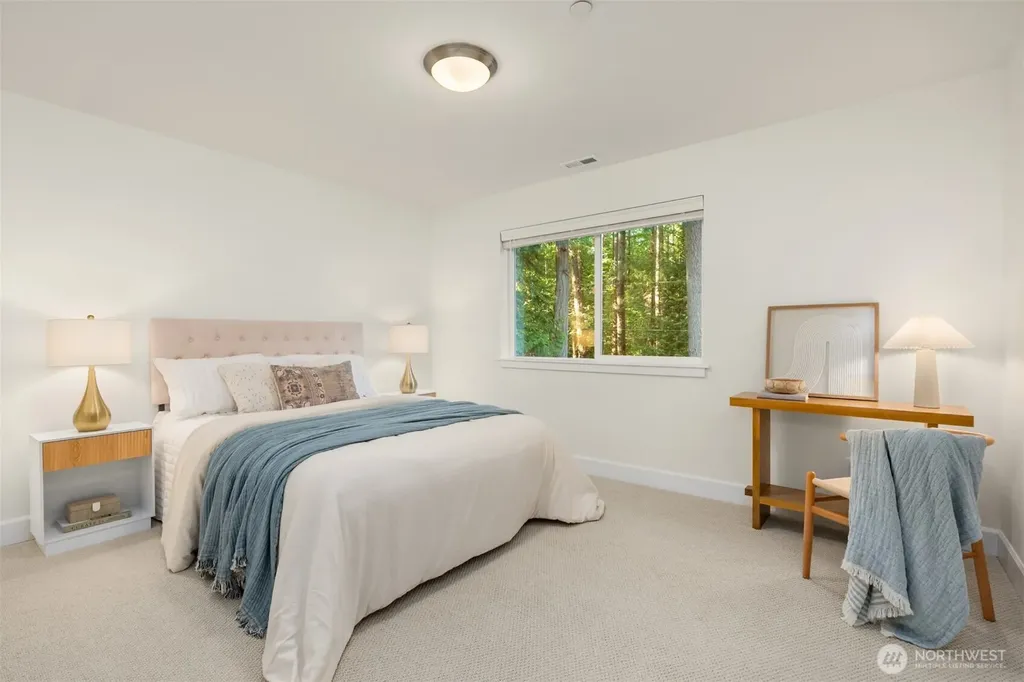 16761 NE Sanwick Place Bainbridge Island WA 98110
