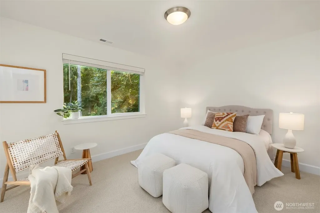 16761 NE Sanwick Place Bainbridge Island WA 98110
