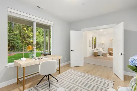 16761 NE Sanwick Place Bainbridge Island WA 98110