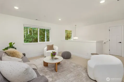 16761 NE Sanwick Place Bainbridge Island WA 98110