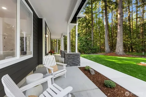16761 NE Sanwick Place Bainbridge Island WA 98110