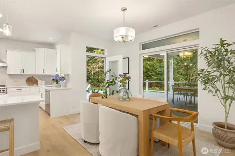 16761 NE Sanwick Place Bainbridge Island WA 98110