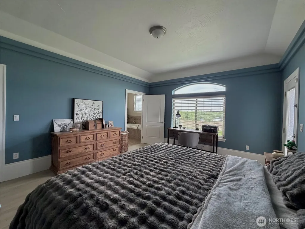7019 NE Lake Vista Drive Moses Lake WA 98837