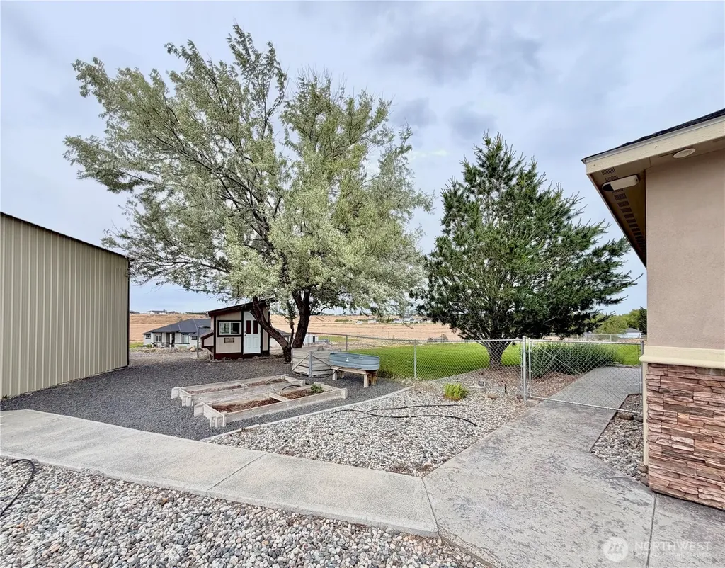 7019 NE Lake Vista Drive Moses Lake WA 98837