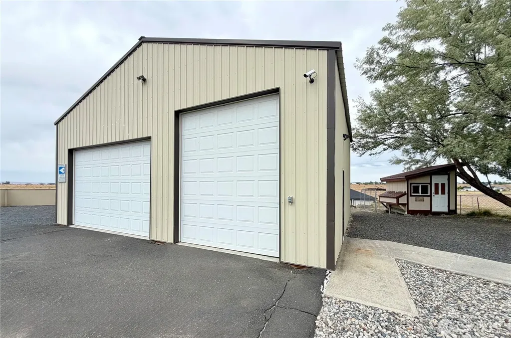 7019 NE Lake Vista Drive Moses Lake WA 98837