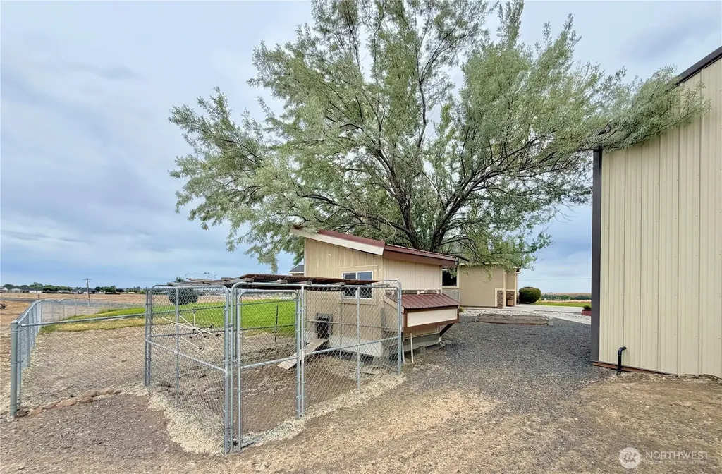 7019 NE Lake Vista Drive Moses Lake WA 98837