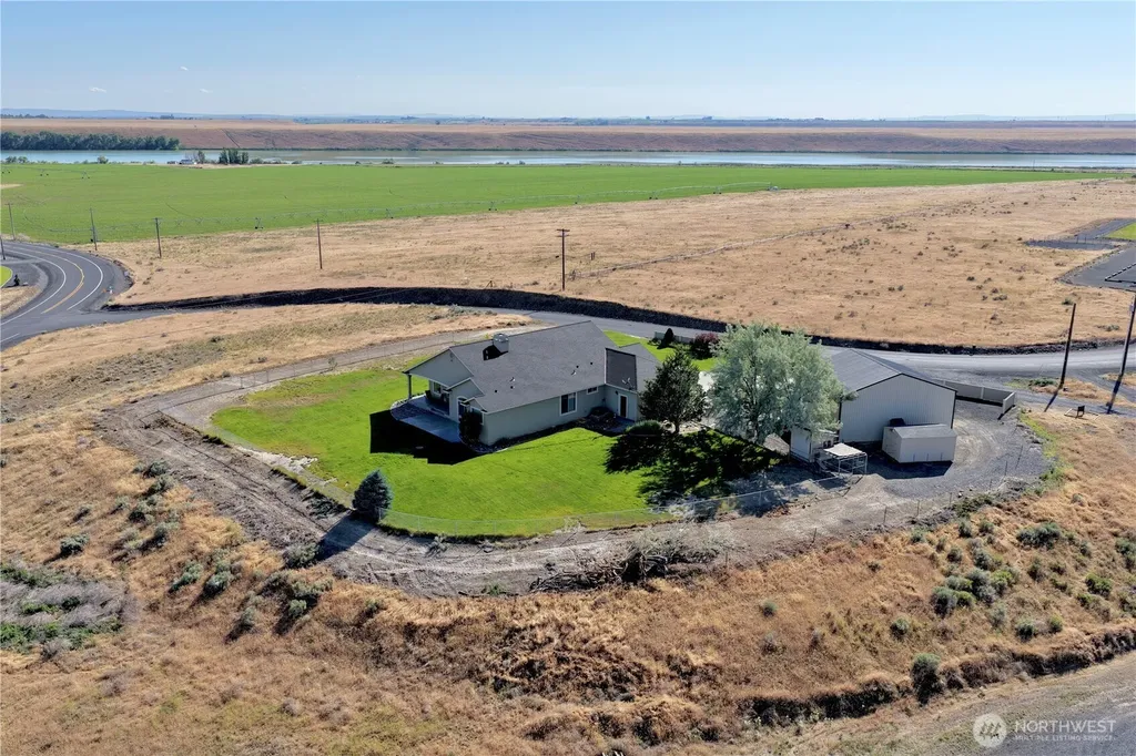 7019 NE Lake Vista Drive Moses Lake WA 98837
