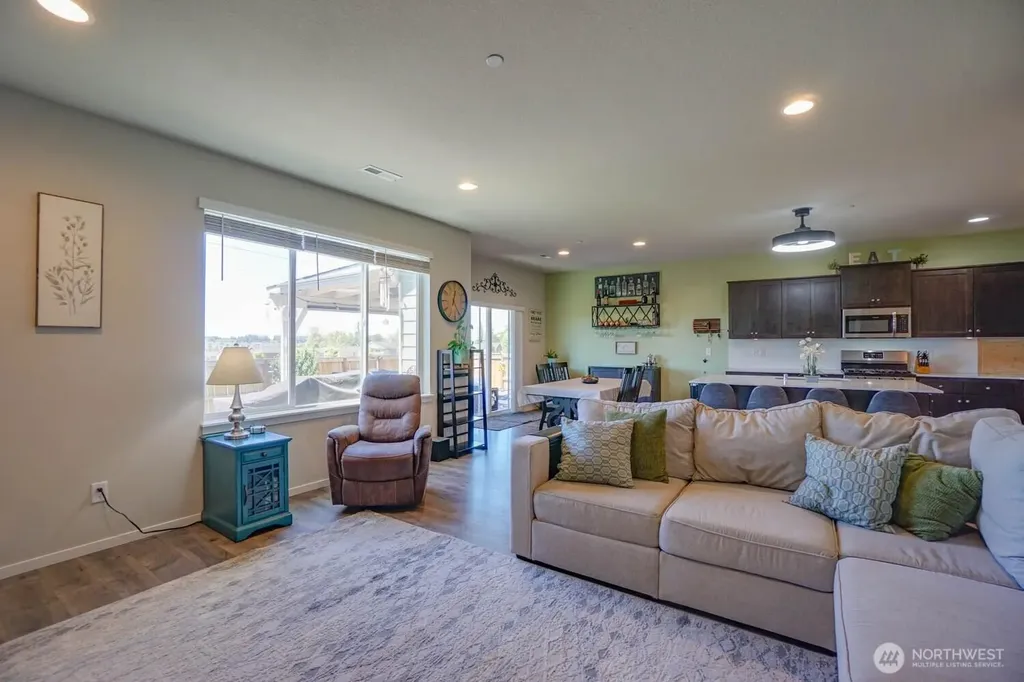 6967 N 94th Avenue Camas WA 98607