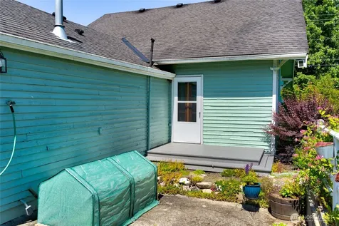 15490 State Route 9 Mount Vernon WA 98274