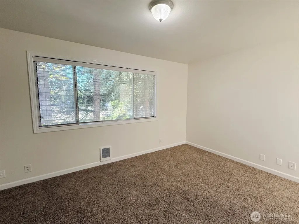 1526 192nd Street SE Bothell WA 98012