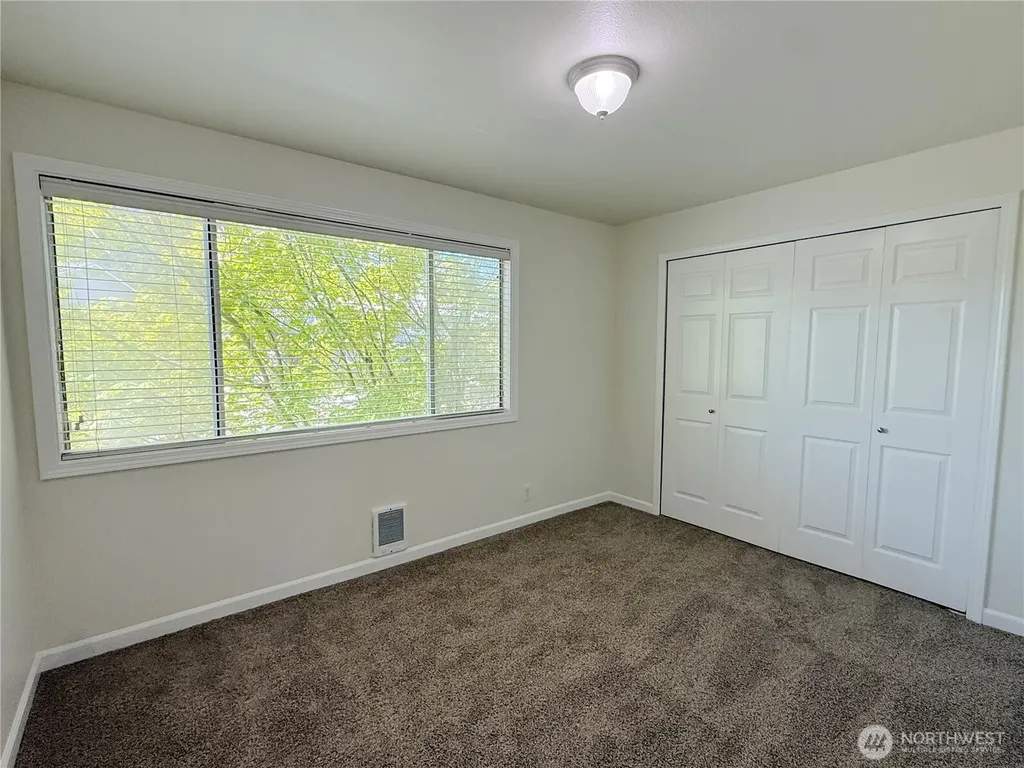 1526 192nd Street SE Bothell WA 98012