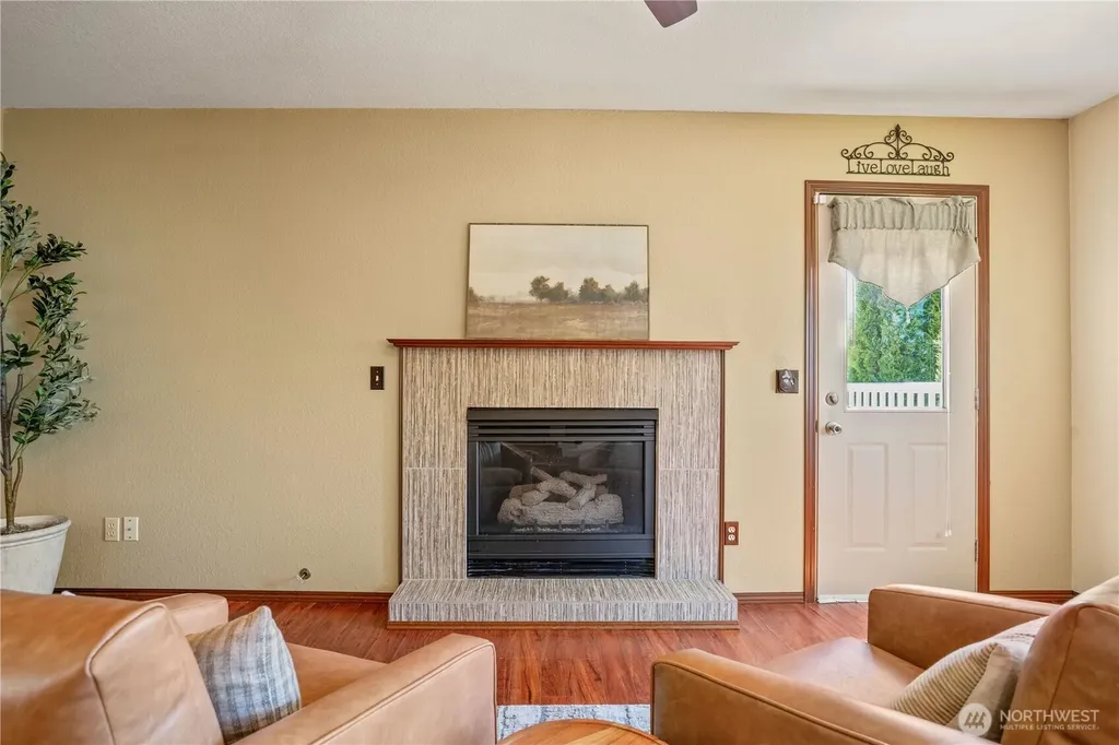 8555 Bender Road Lynden WA 98264