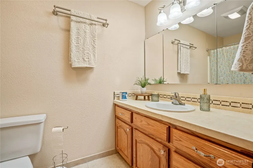 8555 Bender Road Lynden WA 98264