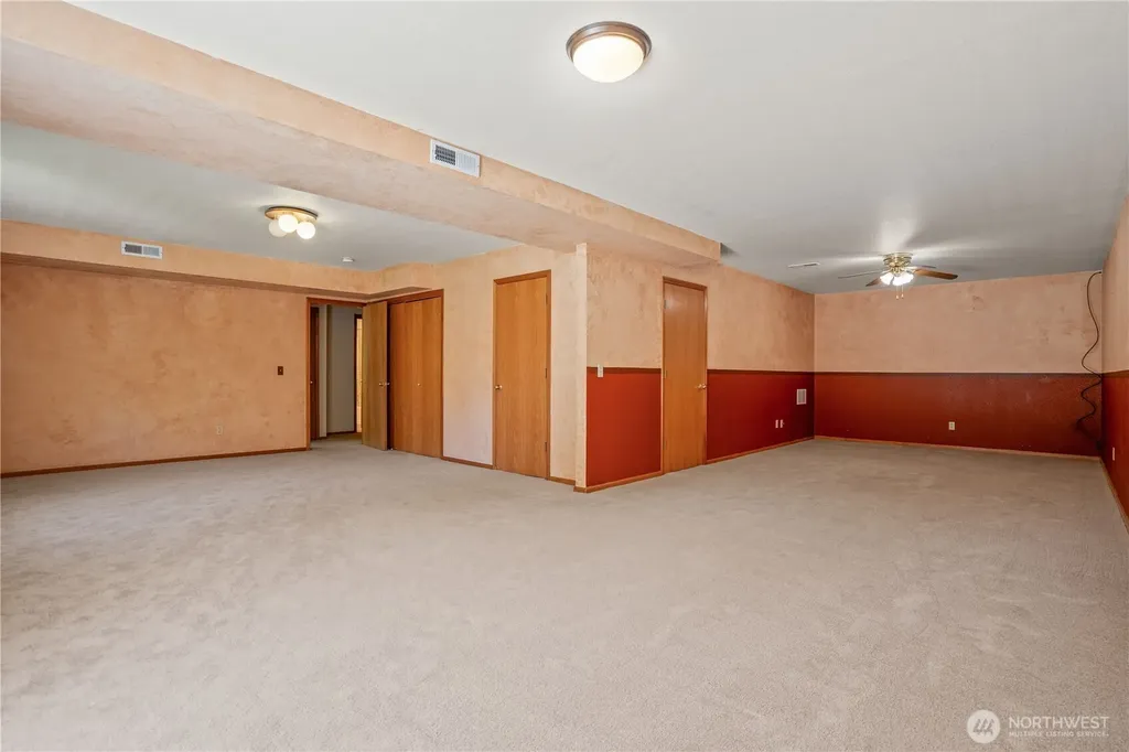 8555 Bender Road Lynden WA 98264