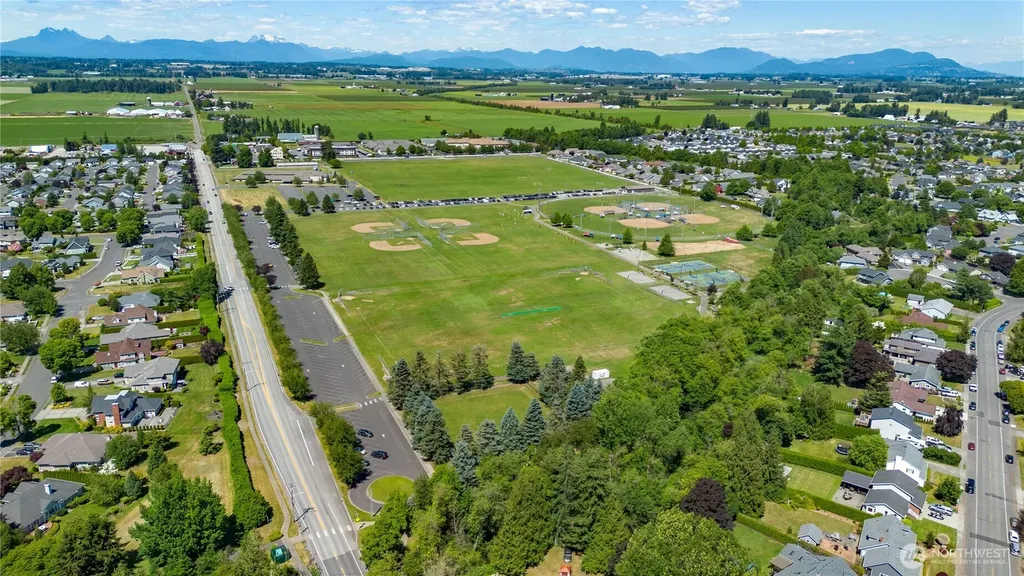 8555 Bender Road Lynden WA 98264