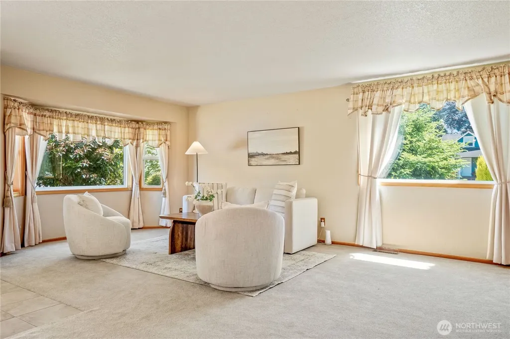 8555 Bender Road Lynden WA 98264